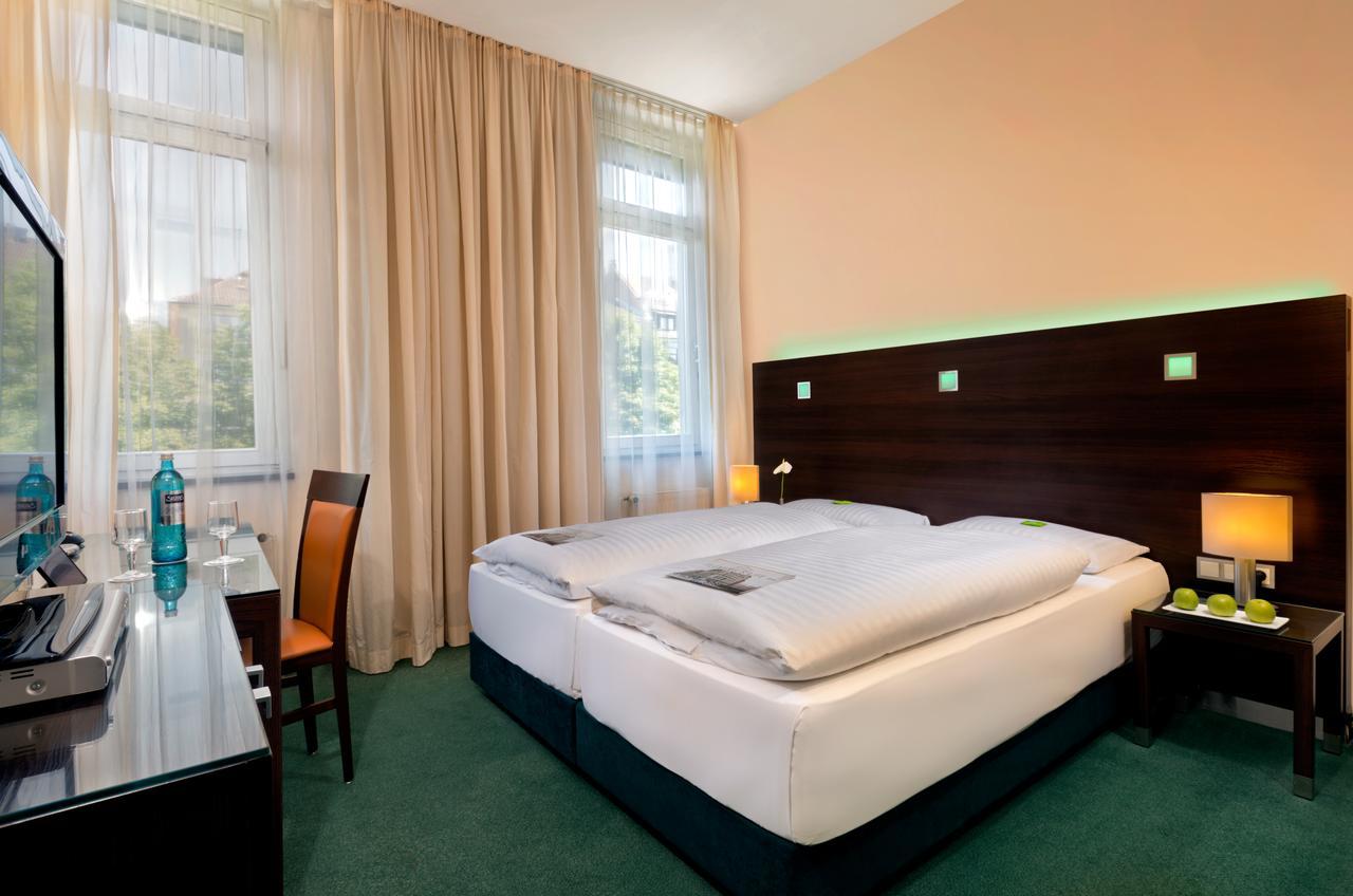 Flemings Hotel Frankfurt Hamburger Allee Frankfurt am Main Exterior photo